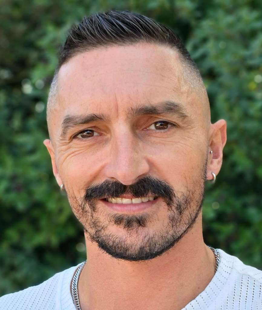 Portrait de Pascal Brotons, enseignant et activateur mystique.